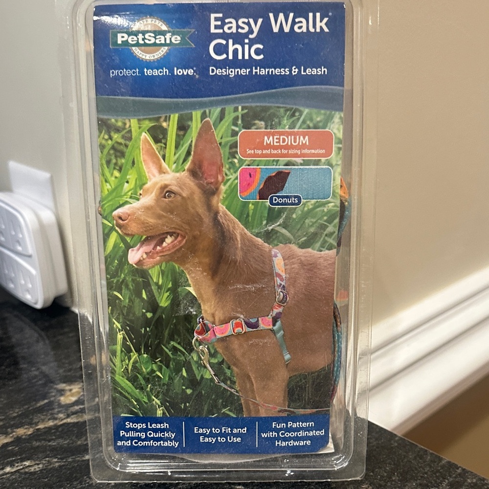 PetSafe Easy Walk Chic Harness & Leash - Medium, Red and Blue
